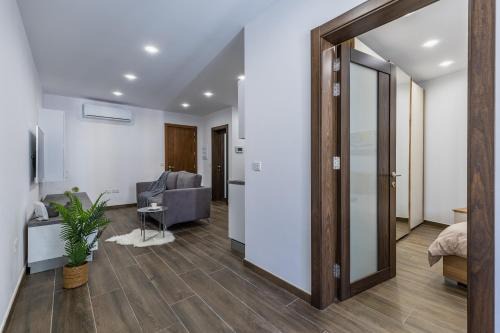 Bellavista Apartment | Family-Friendly Sandstone A8: 15 Minutes to Valletta