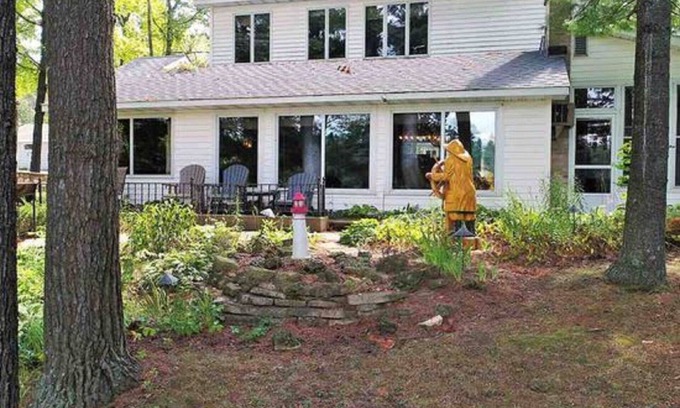 Waupaca Cottage | Experience Sandy Bottom Lodge on the Scenic Chain O' Lakes