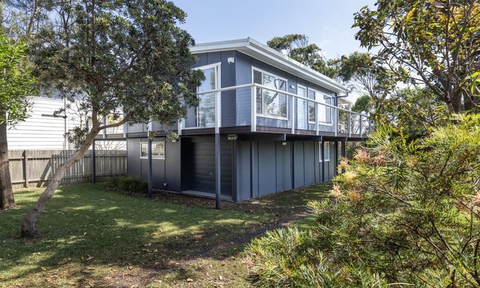 Culburra Beach House | Idyllic Sandy Feet at Culburra Beach: Rated 10/10 Stay