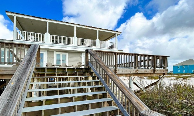 Fort Morgan House | Oceanfront Bliss at Sandy Feet & Happy Hearts - 10/10 Rated