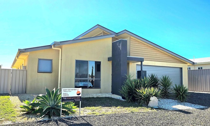Waterhouse House | Family-Friendly Retreat with Ocean Views and Pet Welcome!