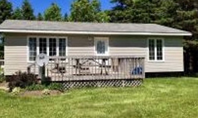 Fernwood Cottage | Sandy Feet Retreat, Fernwood PEI Farmhouse