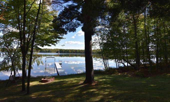 New Auburn Cabin | Idyllic Sandy Frontage on Sand Lake with Scenic Views