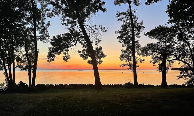Isle Cabin | Idyllic Sandy Point Mille Lacs Cabin with Lake View Amenities