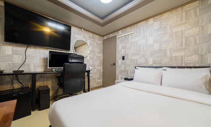 Jungnang-gu Hotel | Eco-Friendly Comfort at Sangbong Grand Gem Hotel