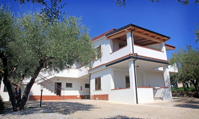 Santa Maria Apartment | Cozy Sangeni Home Holidays: Oceanfront Apartment with Veranda