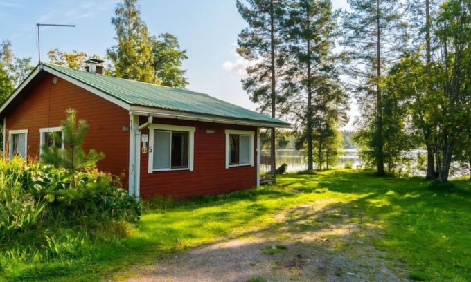 Pielavesi House | Experience Saniainen 5: Lake View with Spa & Breakfast