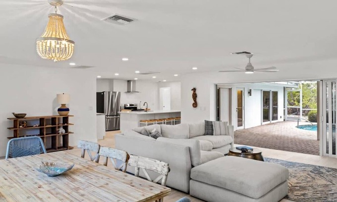 Bright Water House | Sanibel Serenity: Pet-Friendly Paradise with Pool & Ocean Views