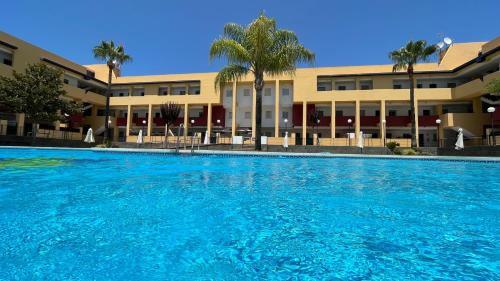 Sanlucar de Barrameda Apartment | Experience Oceanfront Bliss at Sanlúcar Bajo de Guía PG