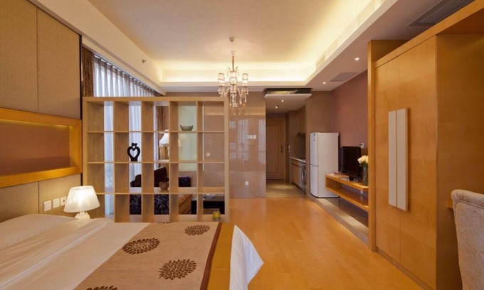 Downtown Beijing Apartment | Stylish Sanlitun Xin Xiang Ya Yuan Apartment with Great Amenities