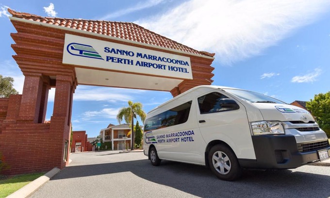 Redcliffe Hotel | Cozy Oceanfront Retreat at Sanno Marracoonda Perth Airport