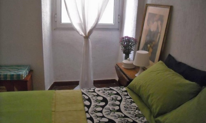 Sanremo Old Town Apartment | Experience SanremoHouse: Pet-Friendly Oceanfront Retreat