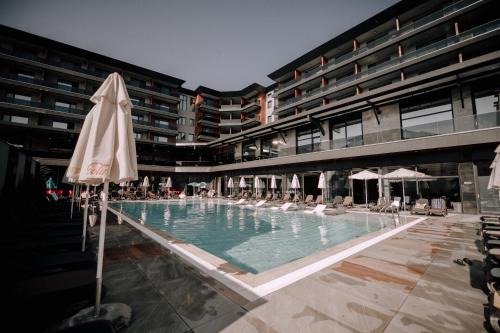 Velingrad Hotel | Experience Relaxation at Santé SPA Hotel - 5-Star Retreat