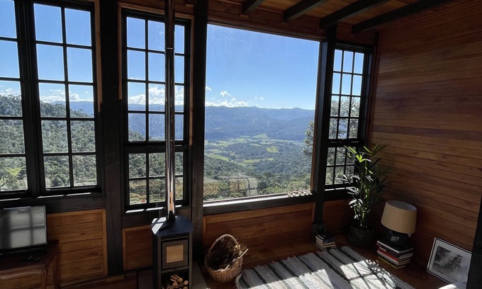 Joacaba Cabin | Discover Santê Cabana: Cozy Stay with Kitchen Amenities