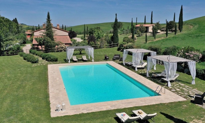 Gallina Villa | Experience Sant'Alberto in Beautiful Castiglione d'Orcia