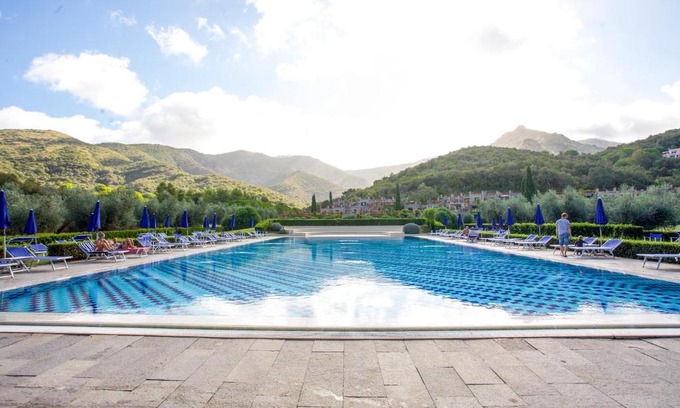 Bagnaia Apartment | Explore Sant'Anna Vicolo Aranci: Family & Pet-Friendly Stay