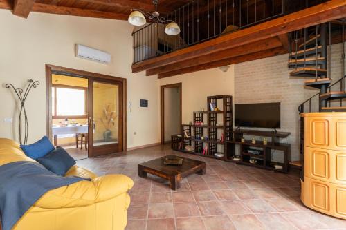 Sant'Antioco Apartment | Discover Sant'Antioco: Central Apartment, Pet & Child Friendly