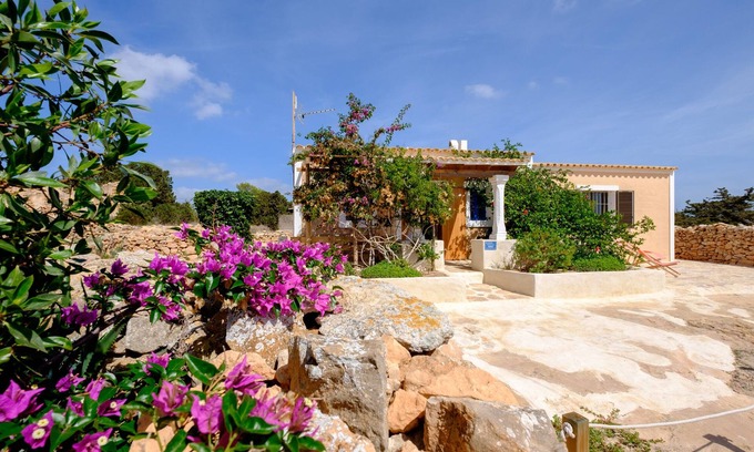 Formentera Cottage | Experience Sant Ferran De Ses Roques with Oceanfront Views