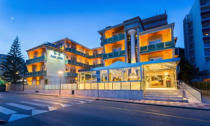 Calella Hotel | Elegant Sant Jordi Boutique Hotel with Spa & Pool Access