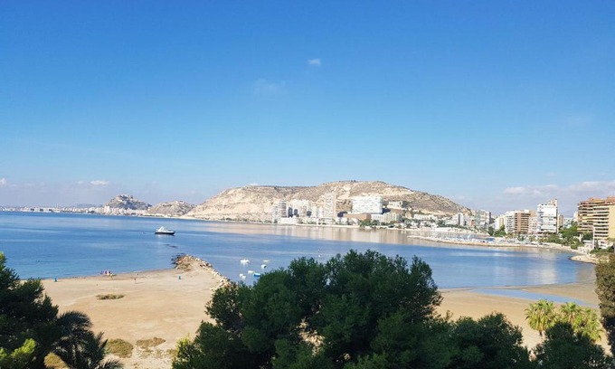 Cabo de las Huertas Apartment | Oceanfront Santa Barbara 18: Guest Rated 9.4/10 Retreat