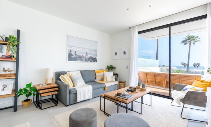 El Faro Apartment | Exquisite Santa Barbara Heights III: Private Pool & Sea Views