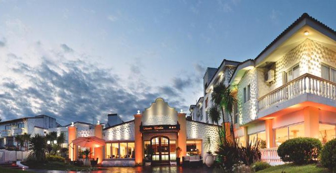Villa Carlos Paz Hotel | Relaxing Santa Cecilia Resort & Spa with Oceanfront Views