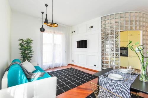 Albate Apartment | Family-Friendly Santa Chiara Apartment - Rated 8.8/10