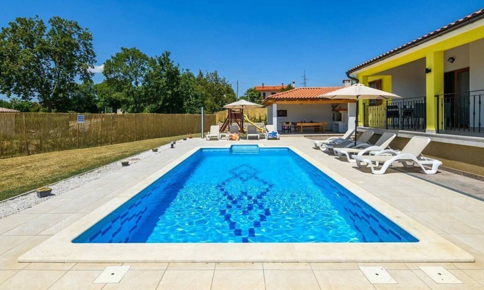 Nedescina House | Santa Domenica with pool, near Labin
