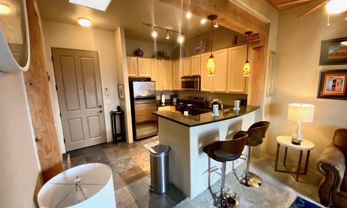 Southside Condo | Discover Santa Fe Condo: Top-Rated Amenities Await You