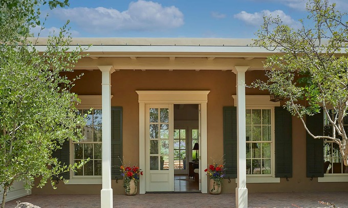 Santa Fe House | Discover Santa Fe: Pet-Friendly Retreat with Ocean Views