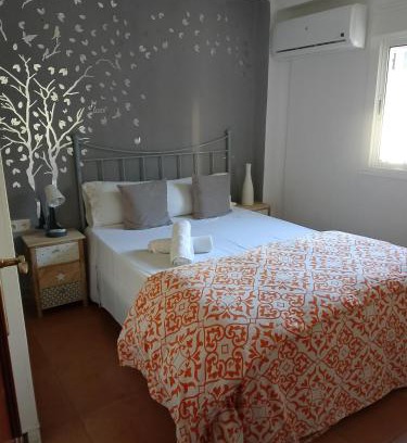 San Pablo A y B Apartment | Family-Friendly Stay at Santa Justa with Great Amenities