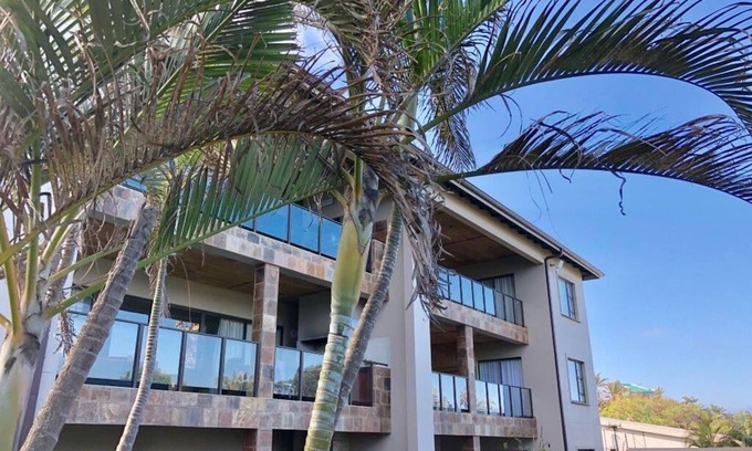 Shelly Beach Apartment | Family-Friendly Stay at Santika 5 with Kitchen Amenities
