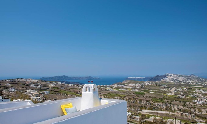 Pyrgos Villa | Stunning Santorini 180 Degrees with Oceanfront Spa Amenities