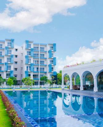 Negombo Apartment | Santorini 2BR Resort Apartment - Negombo Beach & Airport