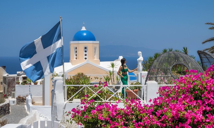 Oia House | Experience Oia: Sunset Apartment with Pool and Ocean Views