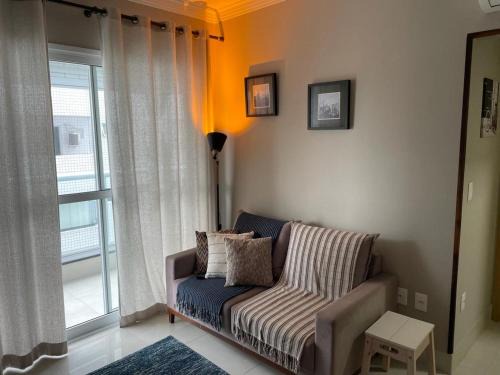 Embare Apartment | Elegant Santos Linda Apartment: Ideal for Business & Leisure