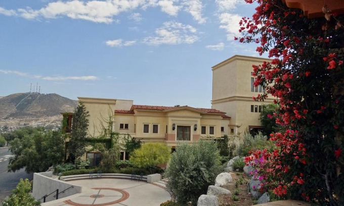 Tecate Hotel | Discover Santuario Diegueño: Top-Rated with Pool & Hot Tub