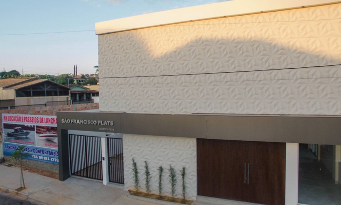 Guape Apartment | Relaxing Suites at SAO Francisco Flats with Spa & Hot Tub