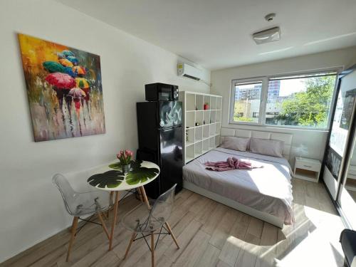 Studentski Grad Apartment | Inviting Sao Paulo Studio: Top-Rated and Family-Friendly Stay