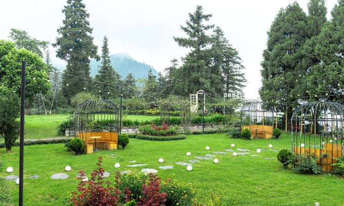 Sa Pa Resort | Relax at BB Sapa Resort & Spa - 4-Star Retreat with Pool