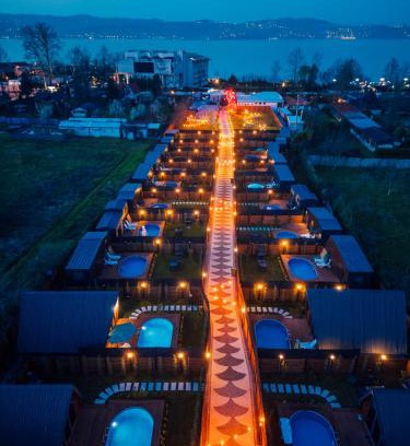 Sapanca Bed & Breakfast | Sapanca Sunday Bungalov Resort Otel