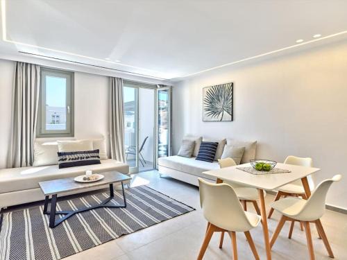 Naousa Apartment | Discover Sapphire Apartment - A Paros Gem for Families