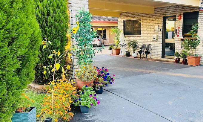 Inverell Hotel | Comfortable Stay at Sapphire City Motor Inn, Inverell