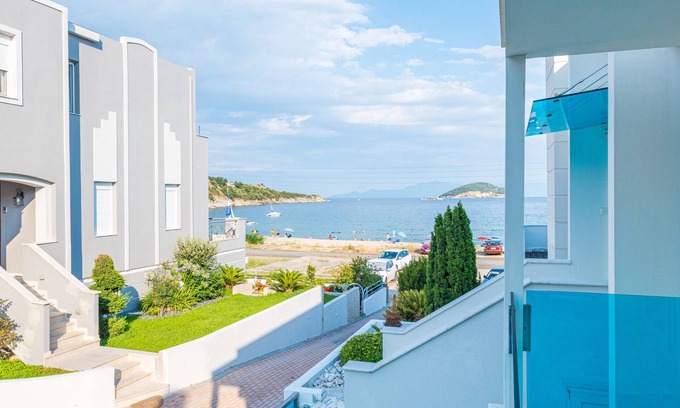 Nea Iraklitsa Villa | Oceanfront Sapphire Villa with Spa and Hot Tub Retreat