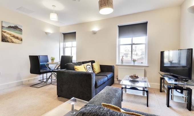 Chelmsford Apartment | Family-Friendly Sapphire Serviced Apartment in Chelmsford