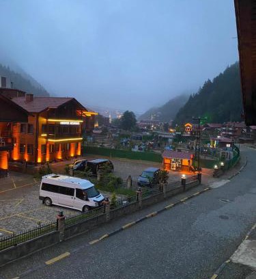 Uzungol Apartment | Pet-Friendly Sarahome Apart with Pool & Hot Tub Access