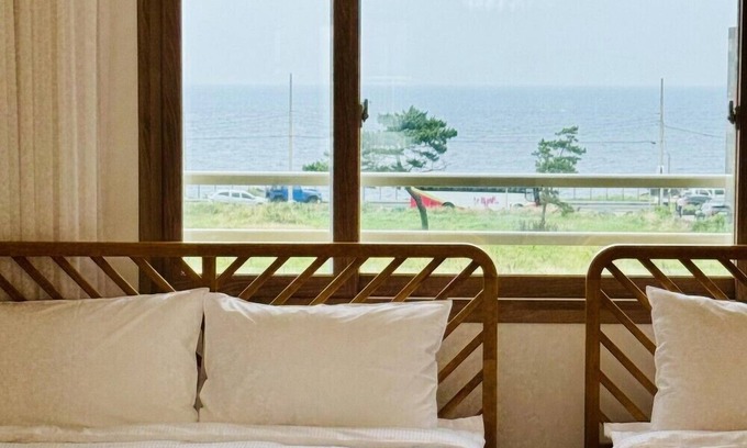 Downtown House | Top-Rated Sarang Tulle Pension with Delightful Breakfast