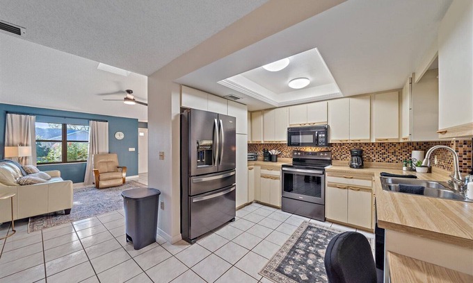 Fruitville House | Relax at Sarasota's Sunbeam with Private Pool & Ocean Views