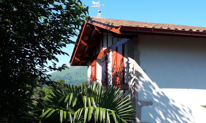 Sare House | Unforgettable Stay at Sare: Ocean & Mountain Retreat