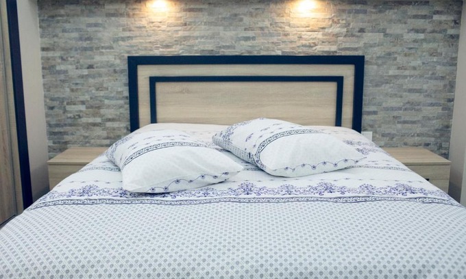 Old City Apartment | Comfortable Stay at Sare House with Hot Tub & Family-Friendly Amenities